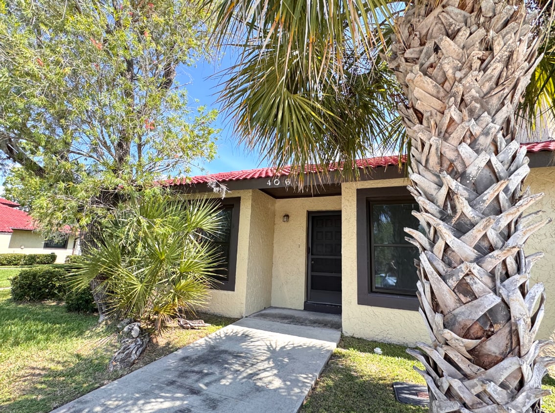 Beautifully Remodeled 2 Bed 2 Bath in Kiss... - Beautifully Remodeled 2 Bed 2 Bath in Kiss...