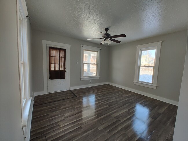 Photo - 145 21st St NW