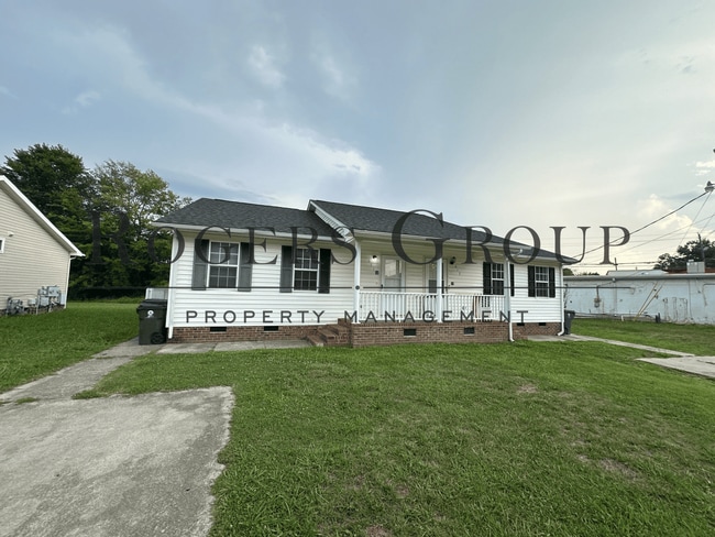 Building Photo - #450 - 611-613 Hicks Mill Rd Duplex Unit 611 Hicks Mill Rd