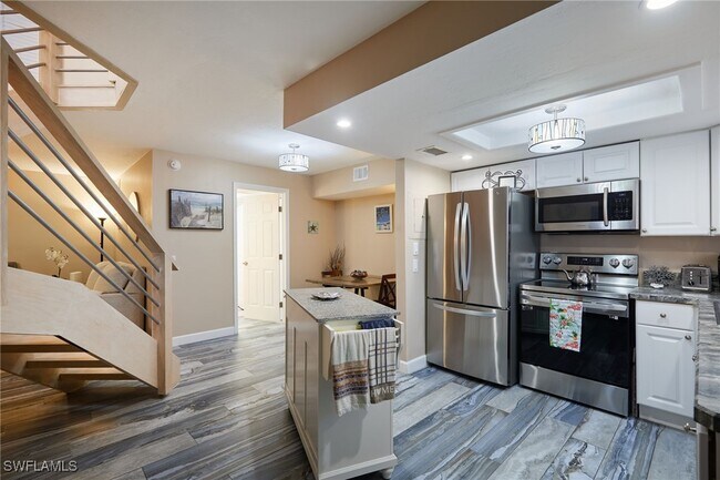 Building Photo - 16001 Amberwood Lake Ct Rental