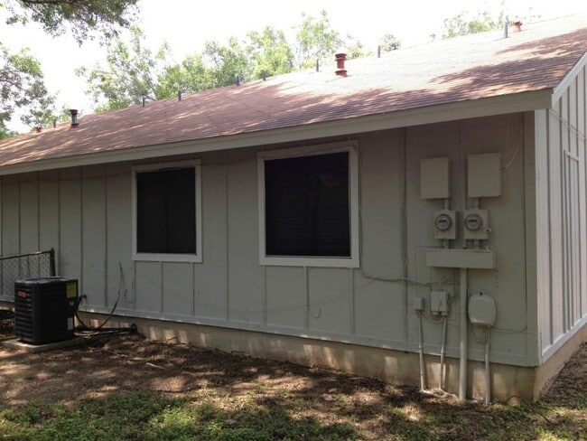 Photo - 107 Meteor Dr