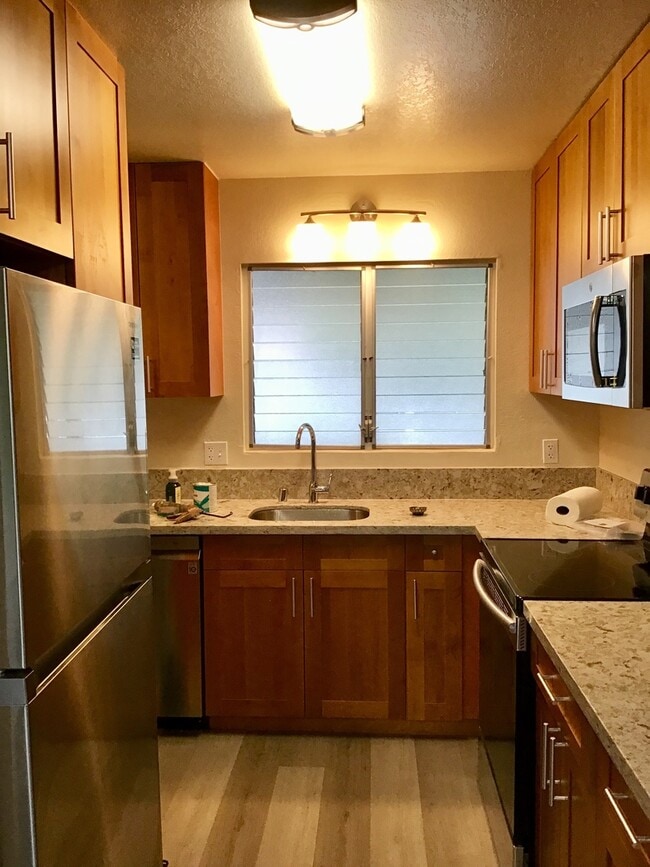 Photo - Updated TH—2/2/1/LANAI