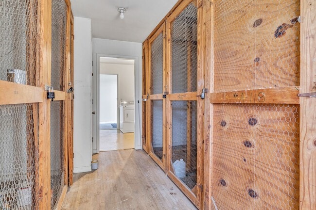 Executive House Apartments