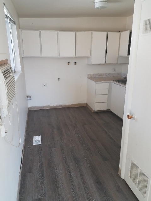 Photo - Remodeled Two bedroom apt, Sugarhouse; Covered Parking Unidad 4