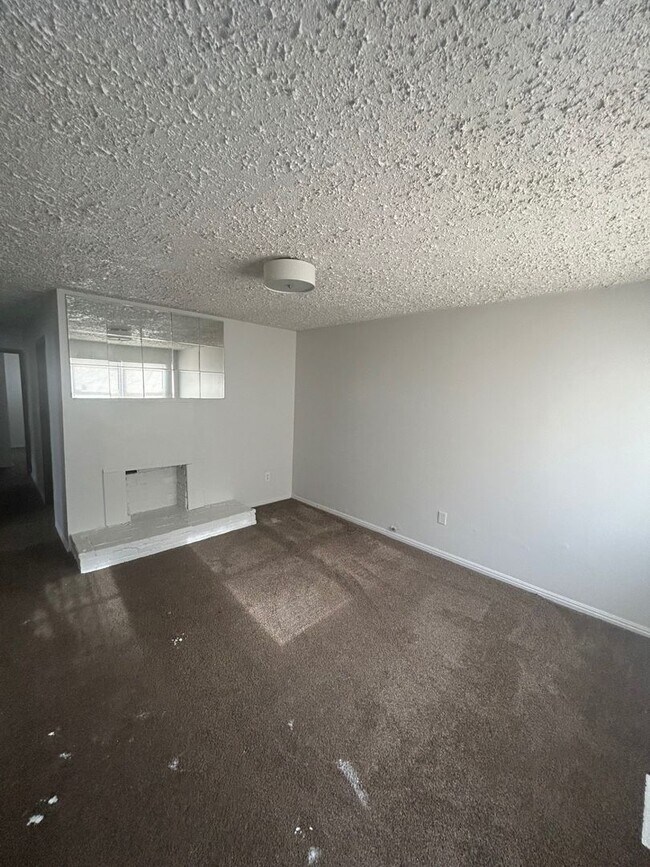 Photo - Charming 3-Bedroom Single Family Home – Your Perfect Space Awaits!