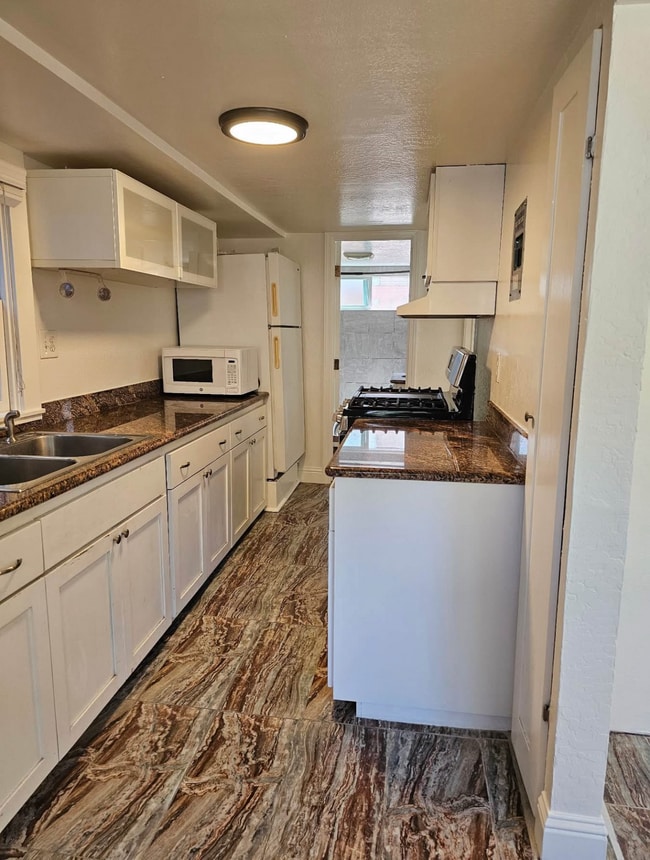 Photo - 2228 40th Ave