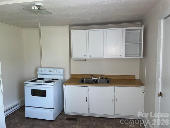 Photo - 208 E Georgia Ave