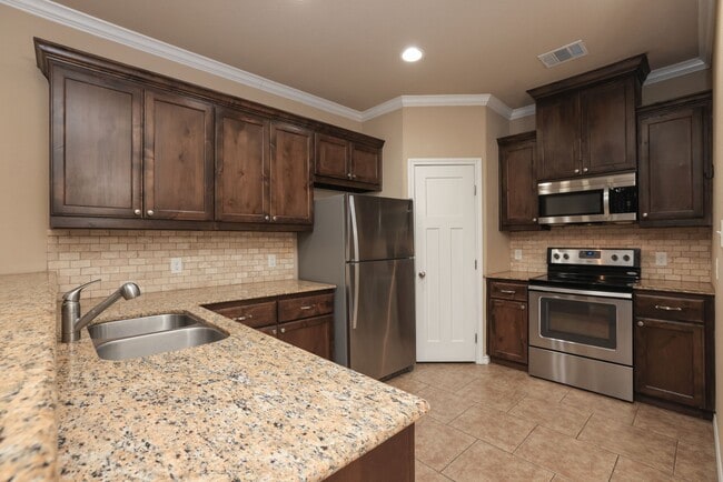 Photo - 3110 Claremont Dr