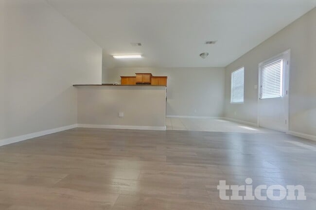 Photo - 4821 Cedar Springs Dr
