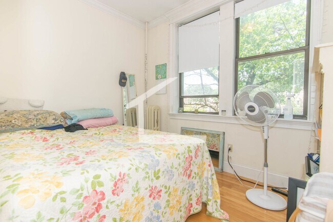 Photo - 1328 Commonwealth Ave