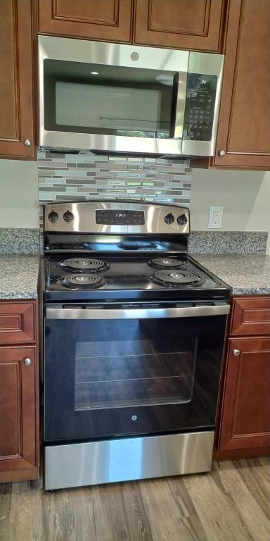 Photo - 1110 Tennison Rd