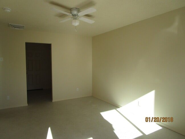 Photo - 1020 Madeira Dr SE Unit C