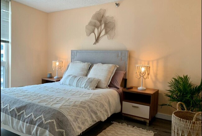 Photo - 200 N Dearborn St Unidad ID1294898P