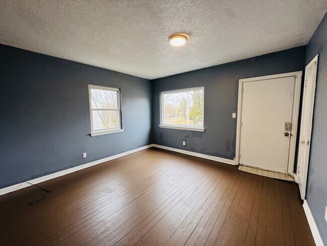 Photo - Comfort Meets Convenience: Beautiful 5-Bedroom Single-Family Home Family-Friendly