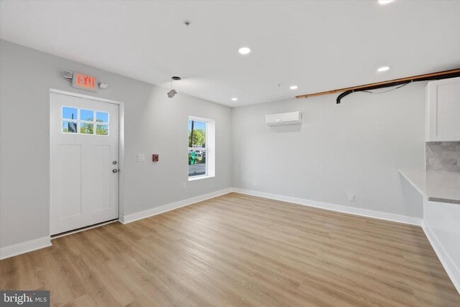 Photo - 7406 Bristol Pike Unit 3