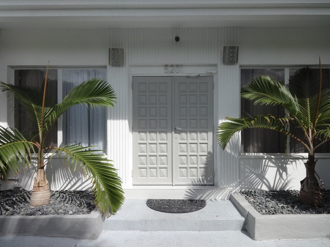 5201 Biscayne Blvd - 5201 Biscayne Blvd