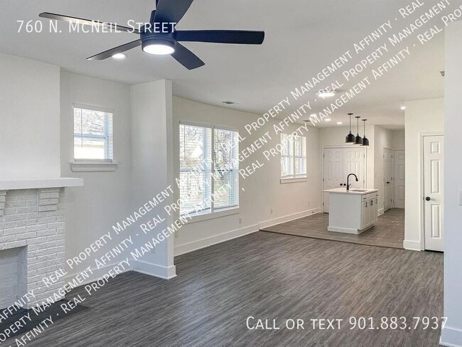 Photo - 760 N McNeil St