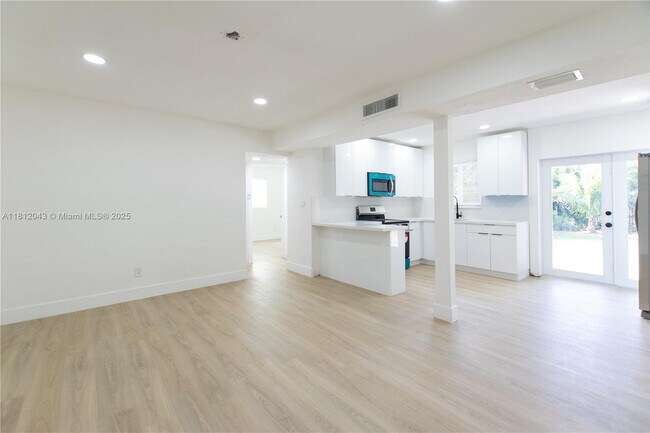 Photo - 1167 NW 9th Ave