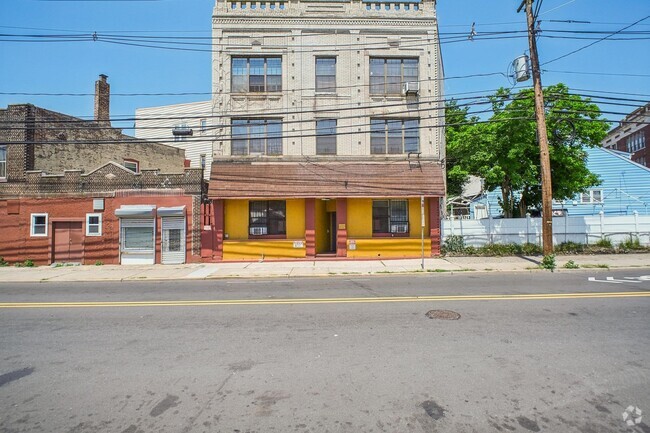 Building Photo - 171 Old Bergen Rd Unit 202 Rental