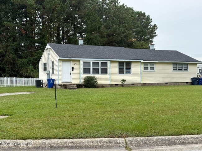 Building Photo - 2253 Onslow Dr