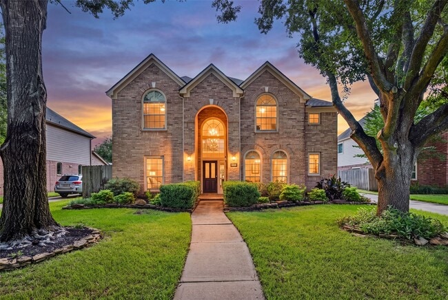 Photo - 1719 Cantigny Ln