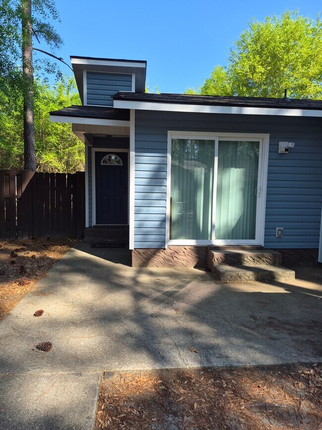 620 Mosswood Ln