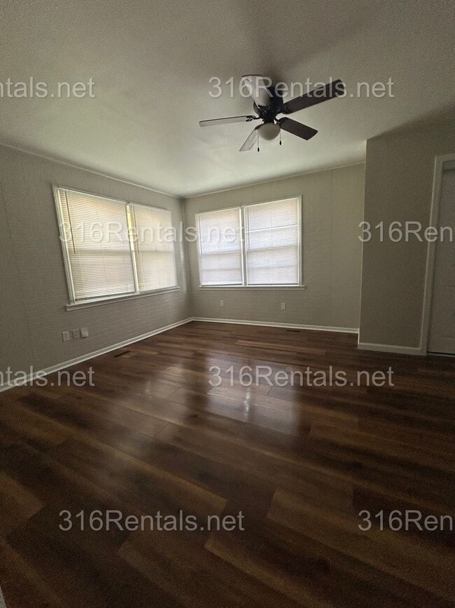 Photo - $1345 - 4 bed 1 bath - Single Family Home