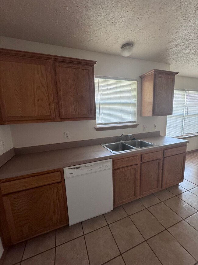 Photo - 1173-1177 N. Westwood Unit 1177 N. Westwood