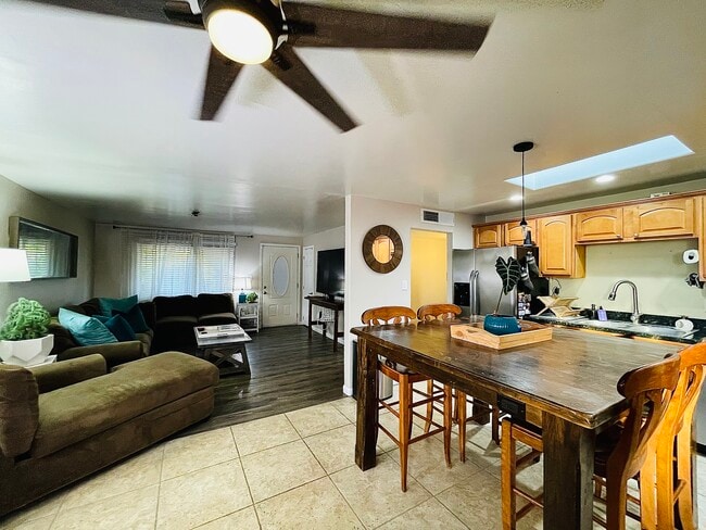 Photo - 3813 E Gelding Dr