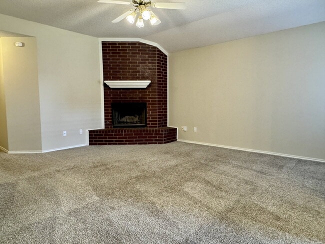 Cute Duplex in South Lubbock!