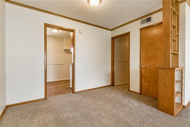 Photo - 205 Tullahoma Dr