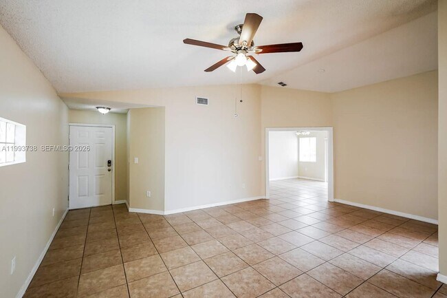 Photo - 1906 SW 123rd Ave