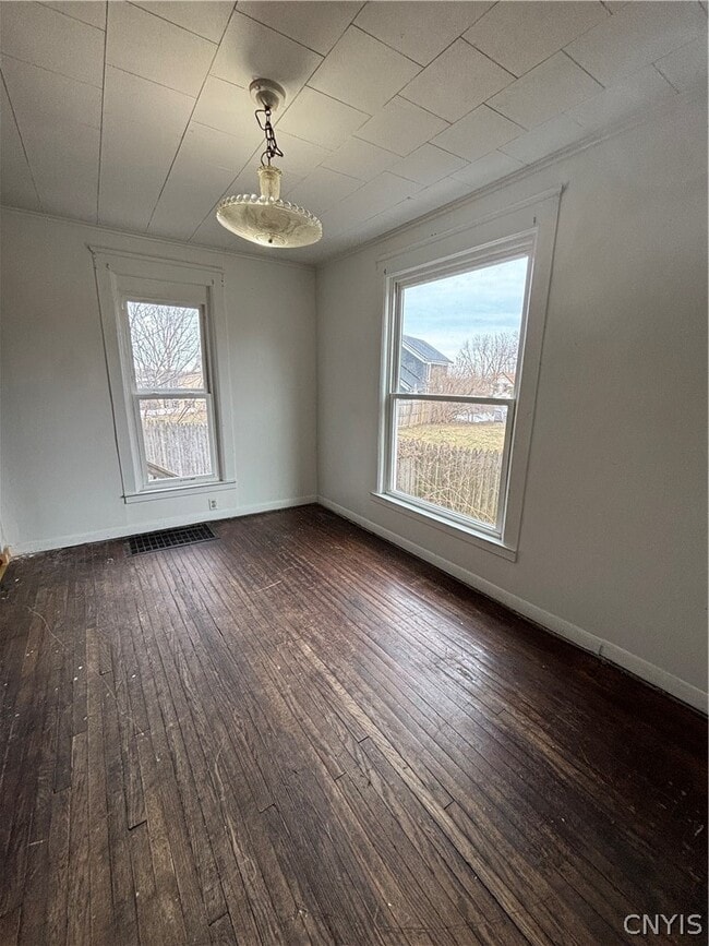 Photo - 116 S Meadow St