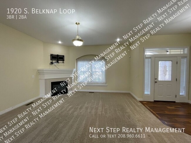 1920 S Belknap Loop