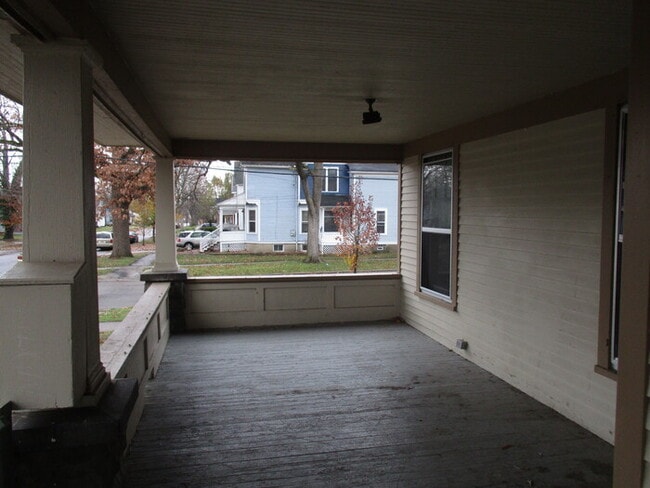 Photo - 4 Bedroom, 2 Bath house.