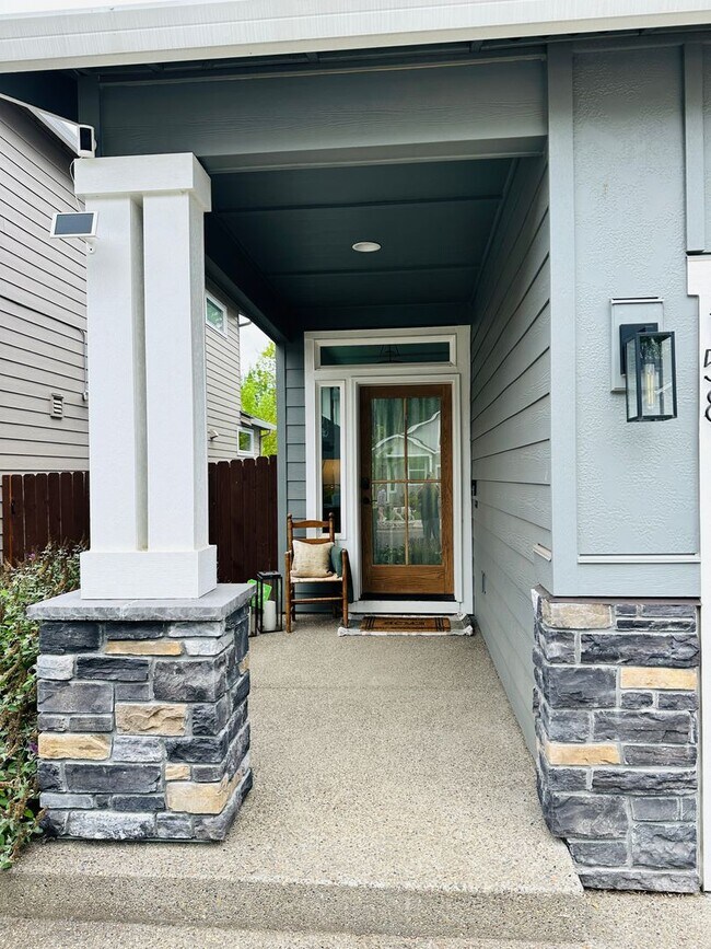 Photo - Charming Newer Ridgefield Home with Upgrades Throughout