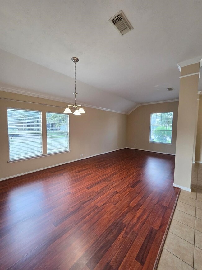 Photo - 12827 Benton Park Ln Casa