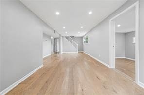 Photo - 64 Curwood Ct