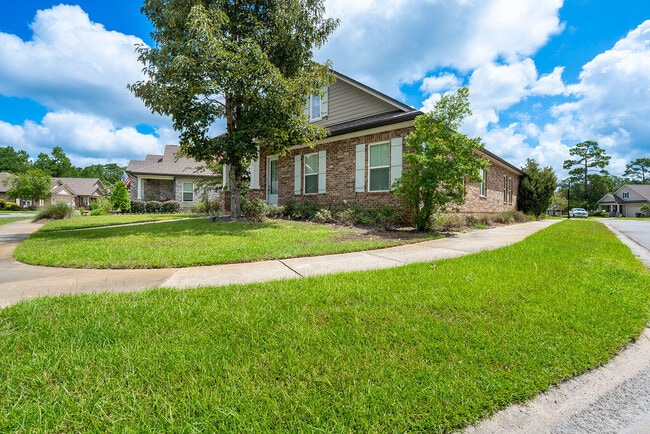 Photo - 8 Pintail Blvd
