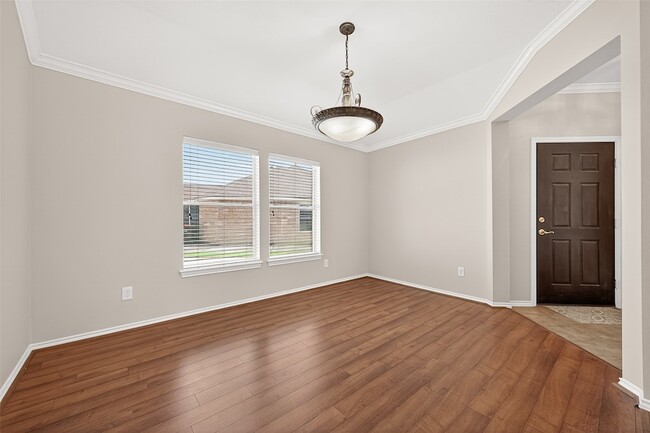 Photo - 1646 Martin Lake Dr