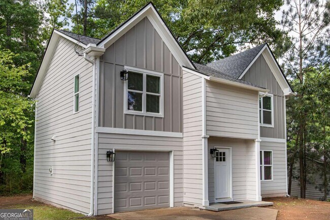 Photo - 6898 Babbling Brook Dr