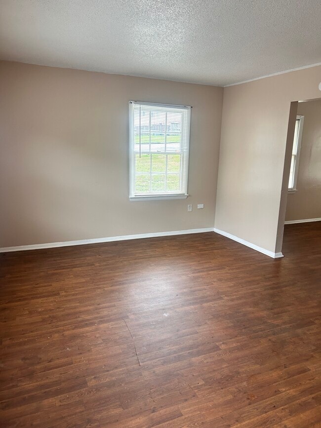 4A - Emerald Commons