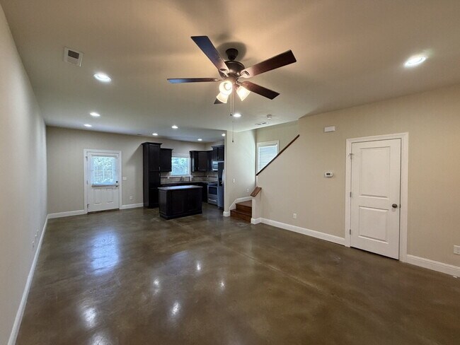 Photo - 3BD 2.5 BA FOR RENT IN COOPER SQUARE