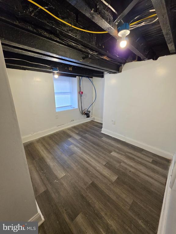 Photo - 5723 N Beechwood St