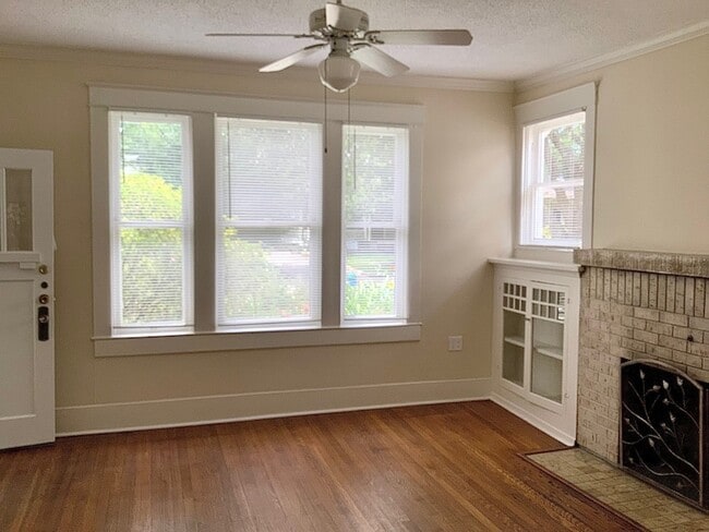 Photo - 1322 Harvard St