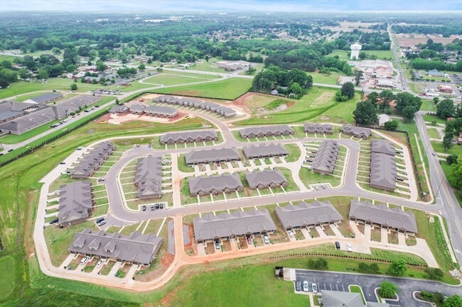 Building Photo - "Get $3,000 Off Rent Today!" Offer Expires... Rental
