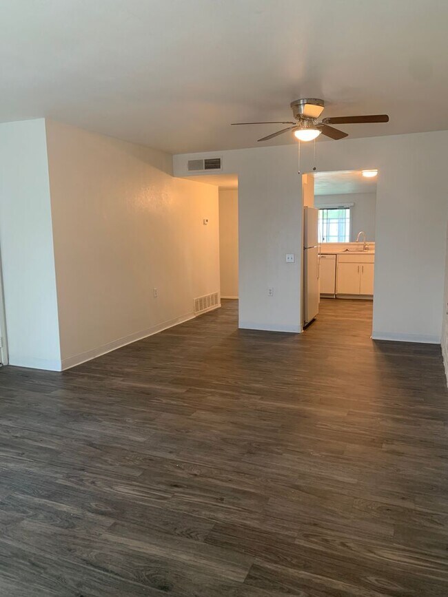 Photo - 9009 E Broadway Blvd Unit 605