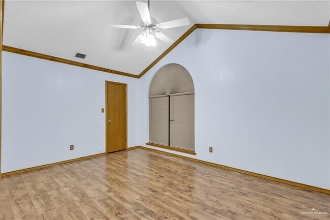 Photo - 15 N 21st St