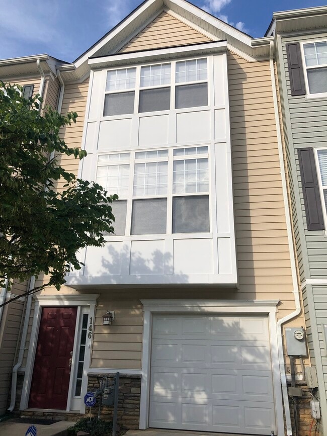 Photo - 146 Moore Dr
