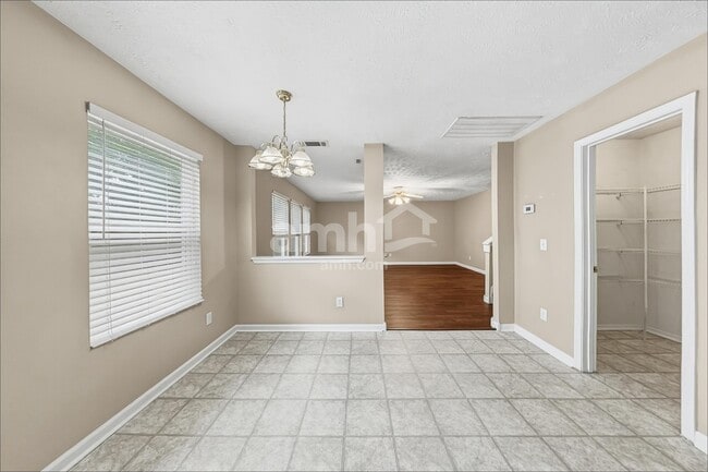 1226 Lasalle Dr